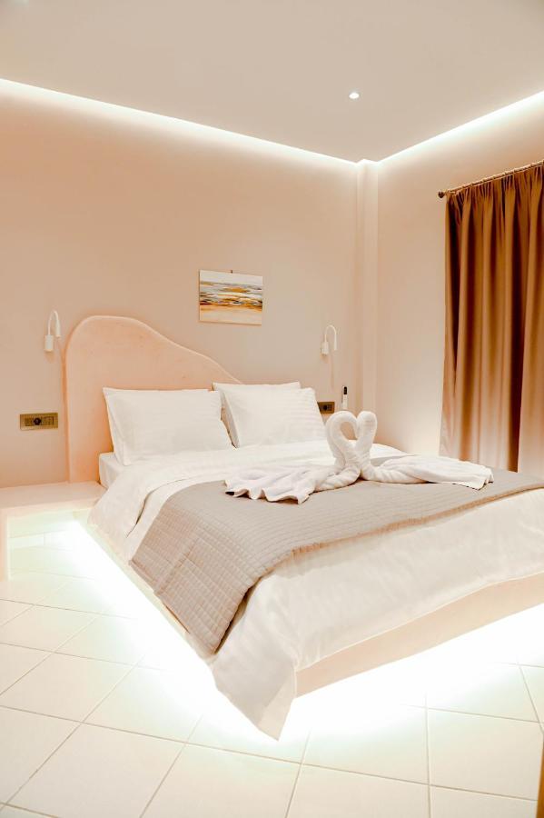 The Rock Luxury Homes Messaria  Ngoại thất bức ảnh