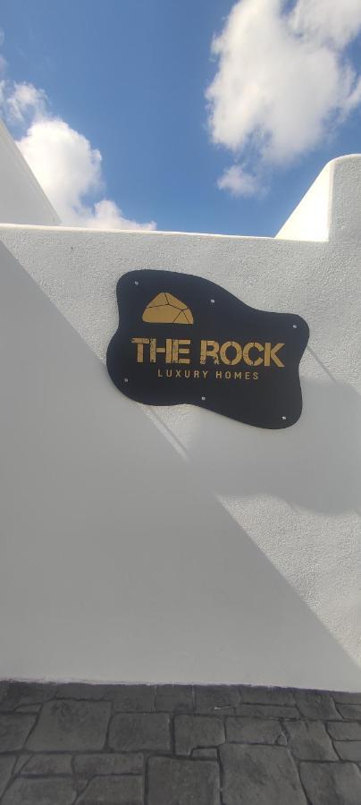 The Rock Luxury Homes Messaria  Ngoại thất bức ảnh