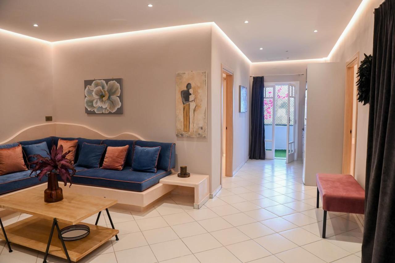 The Rock Luxury Homes Messaria  Ngoại thất bức ảnh